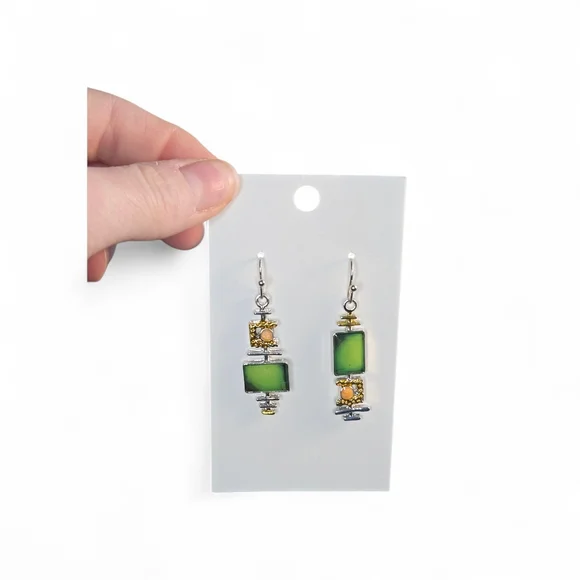 Unlisted Green and Silver Dangle Earrings - Picture 1 of 1